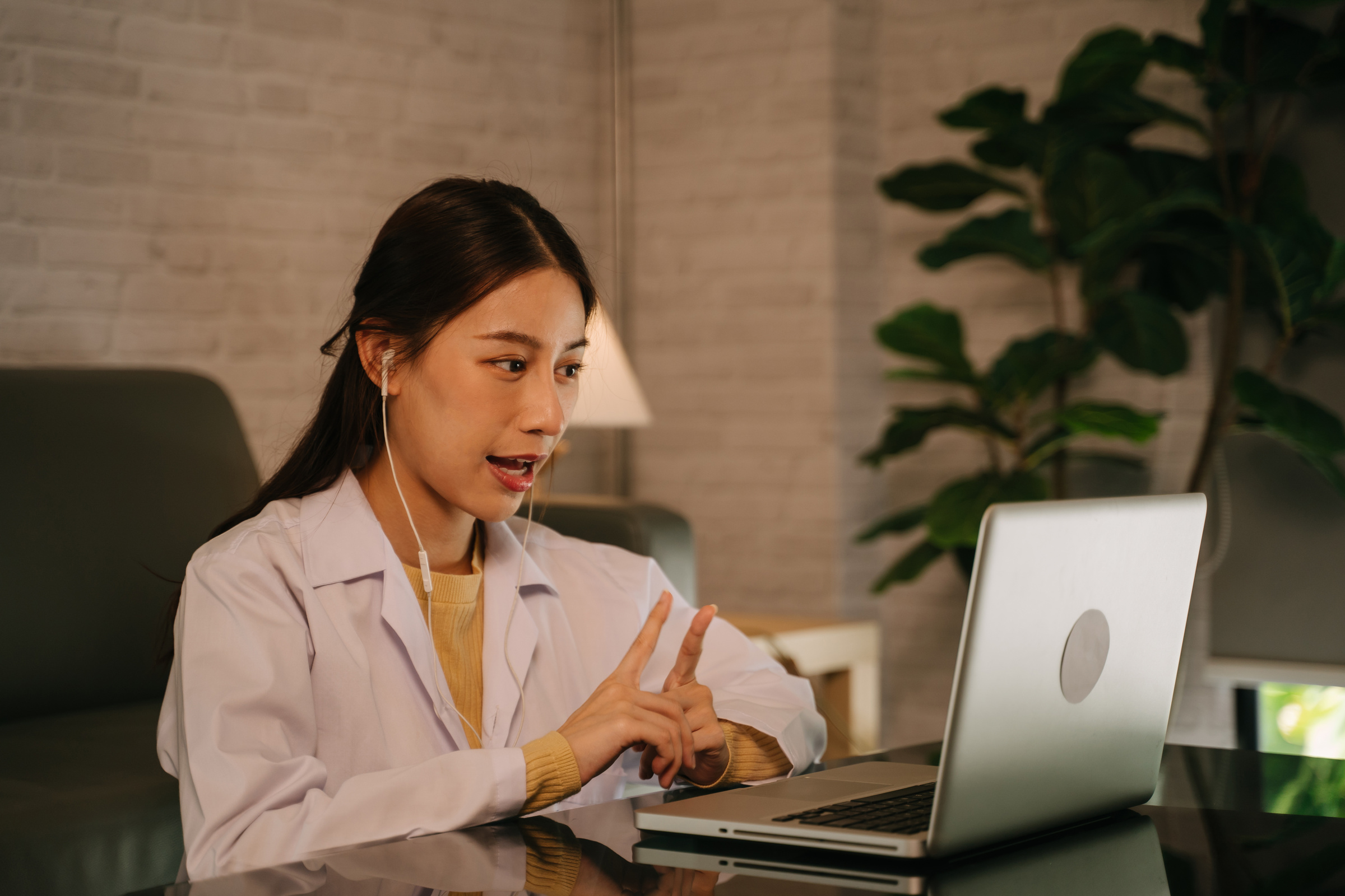In-person & Online Consultation